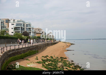 Vue générale du front de Cowes sur l'île de Wight. Banque D'Images