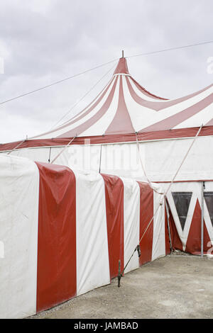 Cirque de la construction lors de festivals en Espagne, avec tente et show Banque D'Images