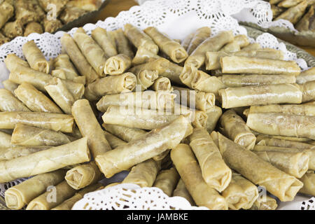 L'alimentation du marché marocain sucré frit sur la nourriture Banque D'Images