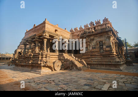Iravatesvara Temple situé dans la ville de Darasuram près de Kumbakonam dans le Tamil Nadu.Ce temple, construit par curis-au-mont-II Banque D'Images