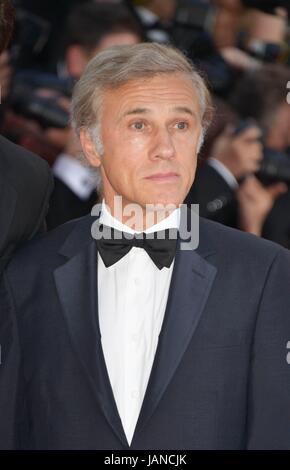 Christoph Waltz en arrivant sur le tapis rouge pour le 70e Festival de Cannes 23 mai 2017 célébrations, Photo Jacky Godard Banque D'Images