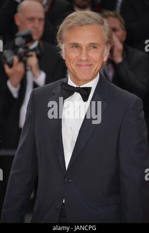 Christoph Waltz en arrivant sur le tapis rouge pour le 70e Festival de Cannes 23 mai 2017 célébrations, Photo Jacky Godard Banque D'Images