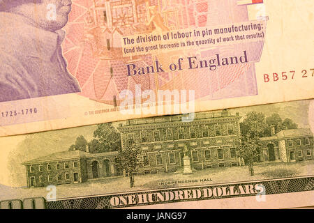 Close up Livres, USD et EUR, dollar et euro note Banque D'Images