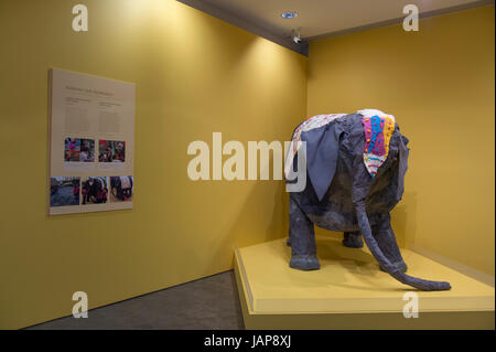 National Gallery, Londres, Royaume-Uni. 7 juin, 2017. La Galerie présente le travail des enfants de partout en Angleterre dans le 22e exposition Prendre une photo, c'est vise à inspirer un amour de l'art et l'apprentissage par la promotion du rôle des arts visuels dans l'éducation. Chaque année, la Galerie nationale encourage les enseignants du primaire et les enfants de se concentrer sur une seule toile de la collection. Cette année, Pierre Paul Rubens est un triomphe romain (environ 1630) a été choisi pour la vaste gamme de possibilités d'apprentissage il propose l'ensemble du curriculum. Credit : Malcolm Park editorial/Alamy Live News. Banque D'Images