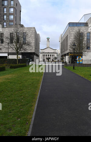 Quartier culturel de Southampton, sur la photo est Studio 144 encadrant le Centre civique de la ville. Le complexe fait partie d'une régénération de la région de fournir une. Banque D'Images