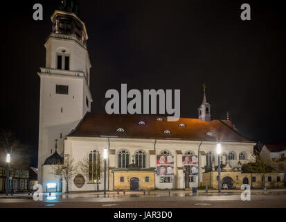 L'historique / centre-ville médiéval de Celle, Basse-Saxe, Allemagne la nuit. Banque D'Images