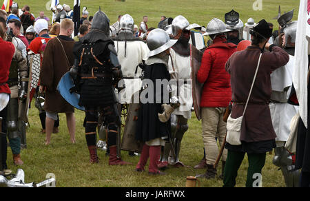 Bataille de Grunwald. Choc des chevaliers teutoniques, polonaise et lituanienne - En attente de l'arrivée de l'ennemi. Banque D'Images