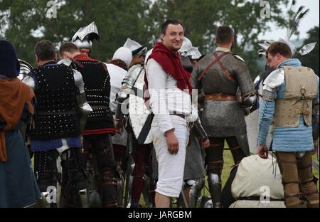 Bataille de Grunwald. Choc des chevaliers teutoniques, polonaise et lituanienne - serviteur heureux qu'il pourrait servir avant la bataille de son chevalier. Banque D'Images