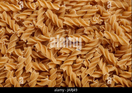 Tas de farine crue fusilli pasta, Close up Banque D'Images