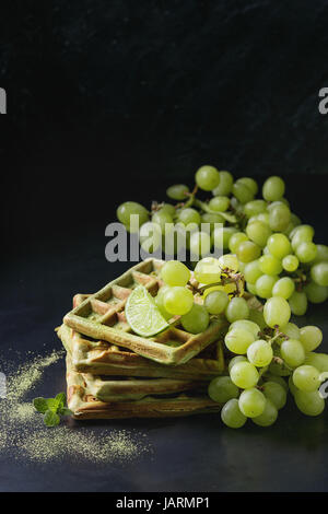 Gaufres aux raisins verts Banque D'Images