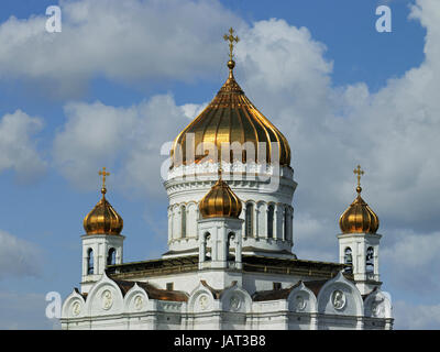 Cathédrale du Christ Sauveur sur la rive de la rivière Moskva, à quelques rues du Kremlin, Moscou, Russie, Europe Banque D'Images