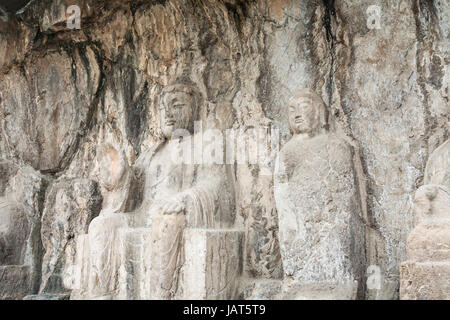 LUOYANG, CHINE - 20 mars, 2017 sculpture Bouddha sculpté : dans les grottes de Longmen (grottes de Longmen). Le complexe a été inscrit à l'UNESCO World Heritage Banque D'Images