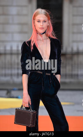 Mary Charteris arrivant pour l'Académie royale des arts Exposition d'été 2017 Aperçu Partie tenue à Burlington House, Londres. Banque D'Images