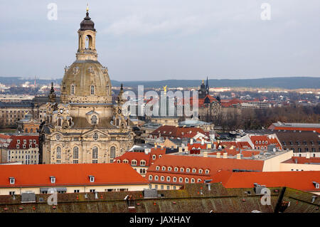 Blick vom Turm der Kreuzkirche de Dresde, Saxe, Allemagne Banque D'Images