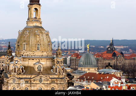 Blick vom Turm der Kreuzkirche de Dresde, Saxe, Allemagne Banque D'Images