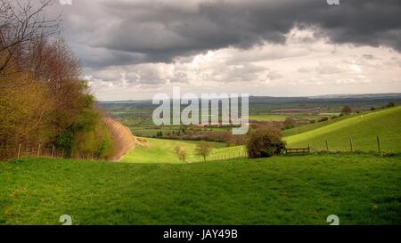 Vue près du village de Warwickshire Ilmington, Cotswolds, en Angleterre. Banque D'Images