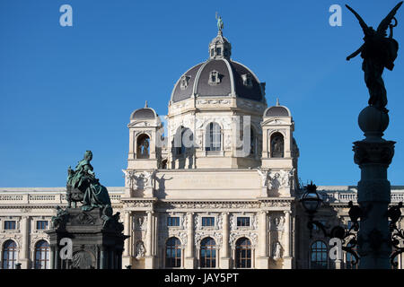 Maria Theresien Denkmal Wien, Wahrzeichen Reiseziel und vor dem Naturhistorischem Museum Banque D'Images
