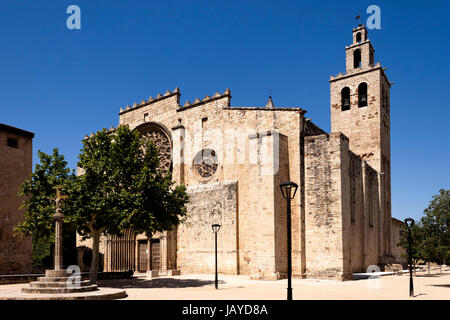 Le monastère de Sant Cugat ou Cucupha, est une abbaye bénédictine de Sant Cugat del Vallès, Catalogne, Espagne. Banque D'Images