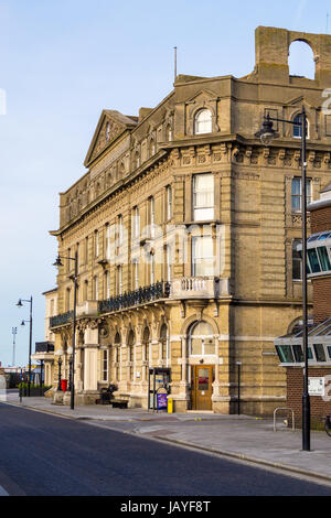 L'ancien Grand Hôtel de l'Est, 1864, maintenant des bureaux et appartements, Harwich Angleterre Essex Banque D'Images