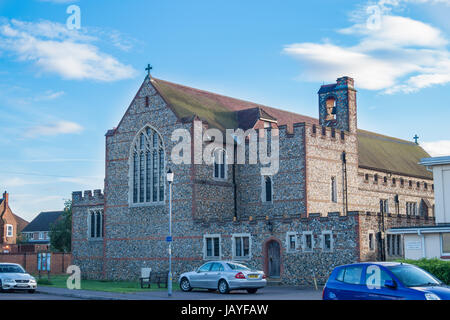 Nouvelle Eglise Sainte-marie Madeleine par Charles Nicholson, 1929, Frinton and-on-Sea, Essex, Angleterre Banque D'Images