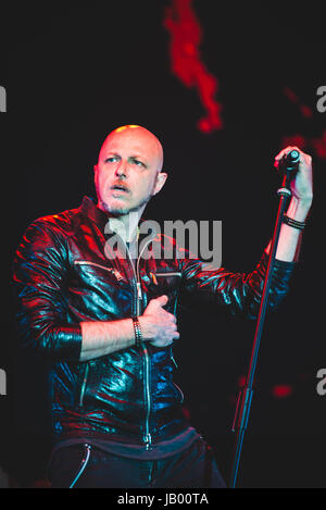 17 avril 2015 : le groupe de rock italien negrita en live sur scène à la pala millares pour leur '9' tour 2015 photo : Cronos/alessandro bosio Banque D'Images