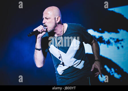 17 avril 2015 : le groupe de rock italien negrita en live sur scène à la pala millares pour leur '9' tour 2015 photo : Cronos/alessandro bosio Banque D'Images