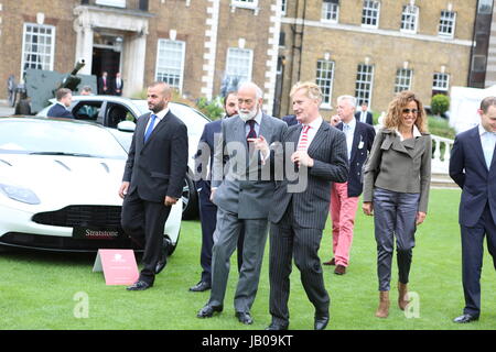 Londres, Royaume-Uni. 8 juin, 2017. Le Prince Michael de Kent s'est rendu au concours de la ville de jardins d'artillerie au HAC pour inspecter les supercars sur les huit mois de juin deux mille dix-sept aussi les voitures anciennes et les motos c'est une collection des meilleurs supercars dont Rolls Royce Silver Ghost Lancia Stratos et le design de pointe de flexion de la photographie LaFerrari par Charlie Ercilla/AlamyLive News Banque D'Images