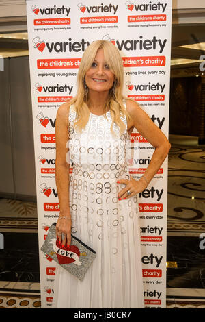 Londres, Royaume-Uni. 8 juin, 2017. Gaby Roslin accueille la 15ème Soirée de la variété gastronomique est un organisme de bienfaisance pour enfants au Dorchester, 55 Park Lane, London. par : Voir Li/Alamy Live News Banque D'Images