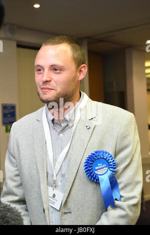 Mansfield, Nottinghamshire, Angleterre. 9 juin, 2017. Ben Bradley remporte le siège Mansfield pour les conservateurs Alan Beastall/Alamy Live News Banque D'Images