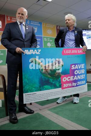 Organisation des Nations Unies, New York, USA, 08 juin 2017 - Sir Richard Branson, fondateur du Groupe Virgin et Peter Thomson, le président de l'Assemblée générale de l'ONU prend la parole au cours d'un débat au SDG Media Zone de l'océan Conférence aujourd'hui au siège des Nations Unies à New York. Photo : Luiz Rampelotto/EuropaNewswire dans le monde d'utilisation | Banque D'Images