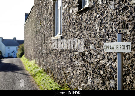 Panneau pour Prawle Prawle pointe à l'Est, dans le sud du Devon, Royaume-Uni. Banque D'Images