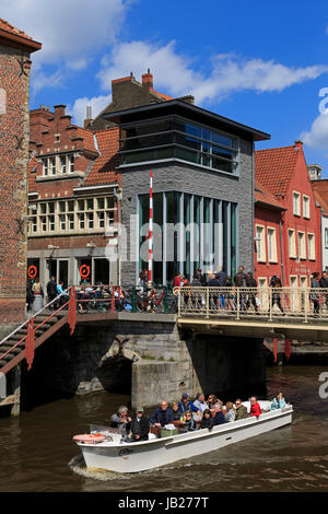 Pont sur la rivière de la Lys, Gand, Flandre orientale, Belgique, Europe Banque D'Images