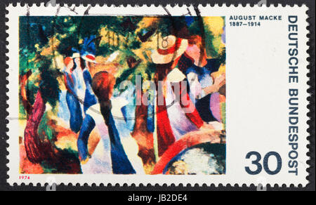 République fédérale d'Allemagne - circa 1974 : un timbre-poste imprimé en Allemagne de l'Ouest la peinture montre les filles dans la forêt par August Macke, vers 1974 Banque D'Images