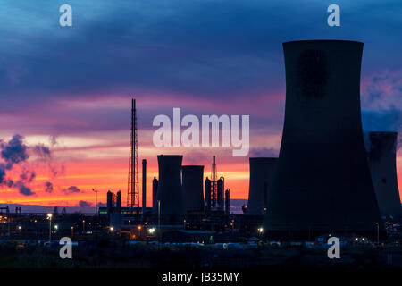 Teesside industrielle au coucher du soleil Banque D'Images