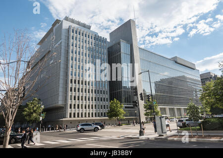 Bâtiment du siège de la Banque mondiale, Washington, DC. La banque a déclaré deux objectifs sont de mettre fin à l'extrême pauvreté et promouvoir une prospérité partagée dans un développement durable Banque D'Images