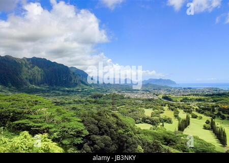 Vue paysage de Nuuanu Pali Lookout Banque D'Images