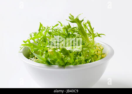 Bol de salade fraîche verts - libre Banque D'Images