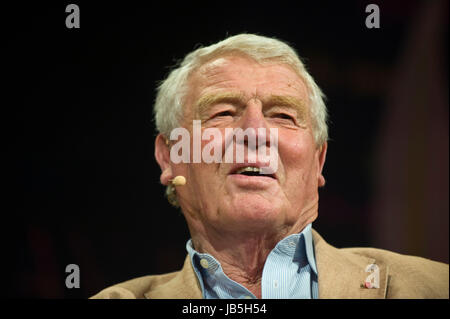 Paddy Ashdown, politicien britannique diplomate et auteur s'exprimant sur scène à hay festival de la littérature et des arts 2017, hay-on-wye, Powys, Wales, uk Banque D'Images