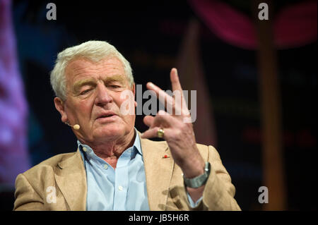 Paddy Ashdown, politicien britannique diplomate et auteur s'exprimant sur scène à hay festival de la littérature et des arts 2017, hay-on-wye, Powys, Wales, uk Banque D'Images