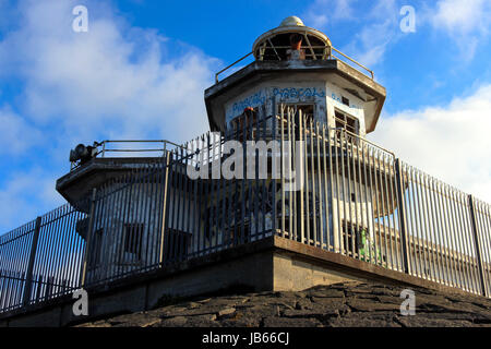 Phare à l'abandon, Western Harbour, Newhaven, Édimbourg, Écosse, Royaume-Uni Banque D'Images