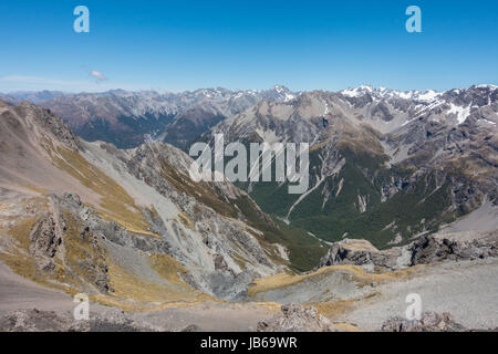 Pic d'avalanche, près de Arthur's pass. Un sentier de randonnée populaires sur l'île sud de la Nouvelle-Zélande Banque D'Images