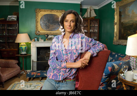 Tracy Somerset, duchesse de beaufort également connu sous le nom de tracy ward, Tracy Tracy worcester somerset,photographié dans sa maison à Badminton. Banque D'Images