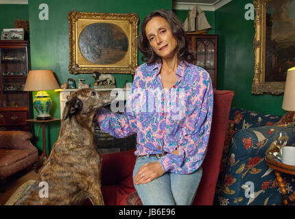 Tracy Somerset, duchesse de beaufort également connu sous le nom de tracy ward, Tracy Tracy worcester somerset,photographié dans sa maison à Badminton. Banque D'Images