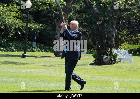 Washington, USA. 09Th Juin, 2017. Le président Donald J. Trump est titulaire d'une conférence de presse conjointe avec le Président Klaus Iohannis WH dans le Rose Garden Crédit : Patsy Lynch/Alamy Live News Banque D'Images