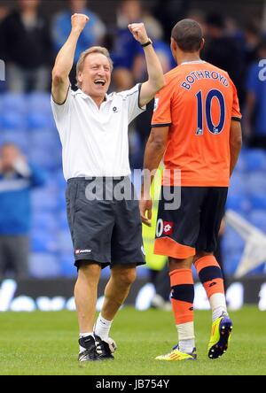 NEIL WARNOCK CÉLÈBRE GAGNER EVERTON V QUEENS PARK RANGERS EVERTON GOODISON PARK ANGLETERRE 20 Août 2011 Banque D'Images