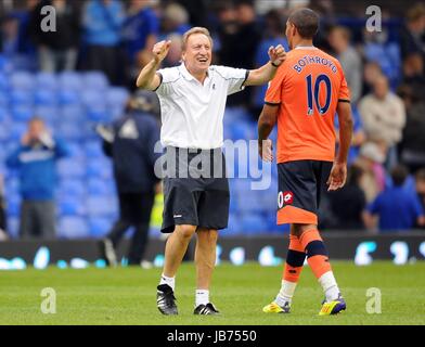 NEIL WARNOCK CÉLÈBRE GAGNER EVERTON V QUEENS PARK RANGERS EVERTON GOODISON PARK ANGLETERRE 20 Août 2011 Banque D'Images