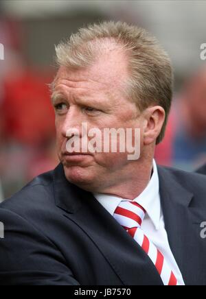 STEVE MCCLAREN NOTTINGHAM FOREST MANAGER TERRAIN VILLE NOTTINGHAM ANGLETERRE 20 Août 2011 Banque D'Images