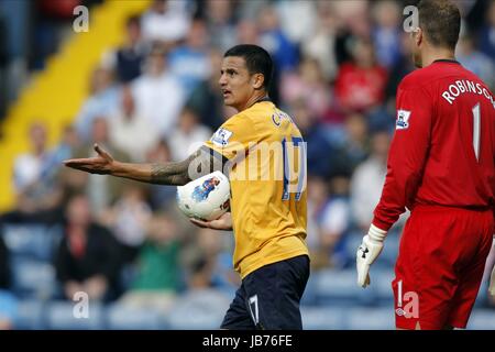 Un BEMUSSED TIM CAHILL Blackburn Rovers v Everton FC BLACKBURN EWOOD PARK ANGLETERRE 27 Août 2011 Banque D'Images