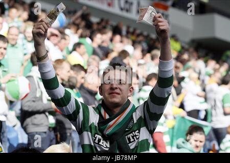 CELTIC FANS NARGUER RANGERS RANGERS V CELTIC FC GLASGOW IBROX 18 Septembre 2011 Banque D'Images