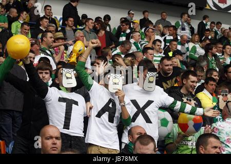 CELTIC FANS NARGUER RANGERS RANGERS V CELTIC FC GLASGOW IBROX 18 Septembre 2011 Banque D'Images